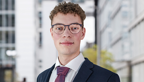 Diplom-Finanzwirt (FH)